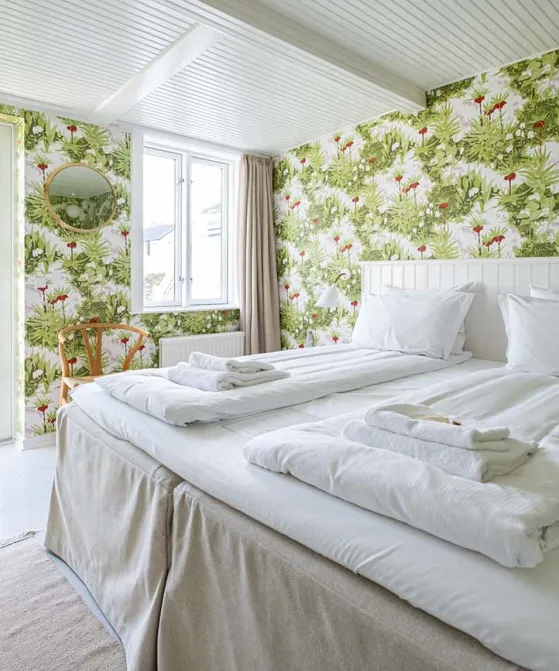 Lyst værelse hos Melsted Badehotel på Bornholm