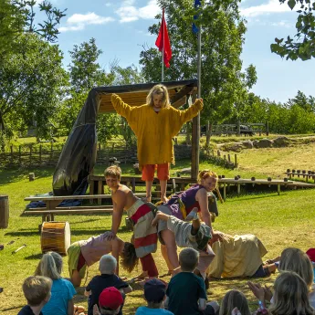 Børn ved Bornholms Middelaldercenter