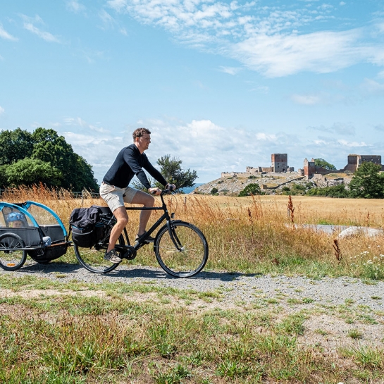Tag på cykelferie på Bornholm med hele familien og nyd øens seværdigheder